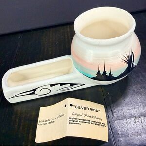 Native American Crafters Handpainted Silver Bird PotteryDesk Caddy  Vase Signed